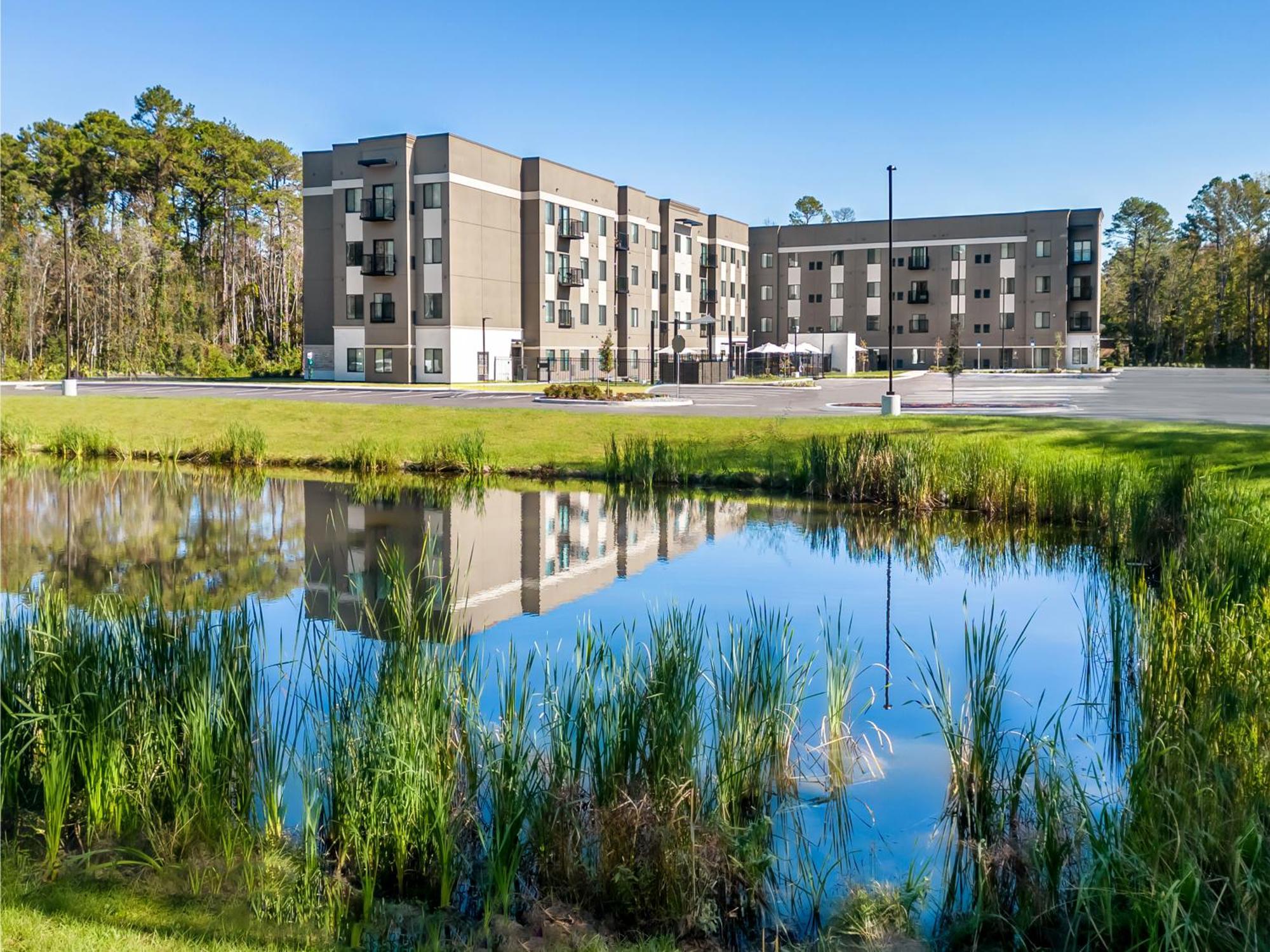 Waterwalk Extended Stay By Wyndham Jacksonville Deerwood Pk ภายนอก รูปภาพ