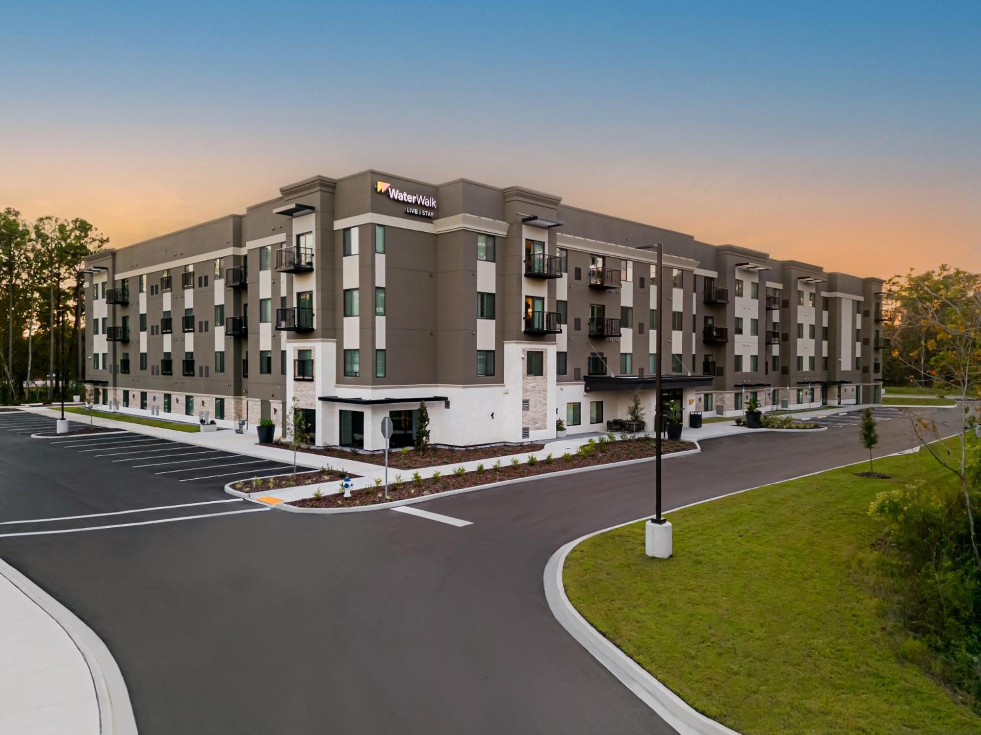 Waterwalk Extended Stay By Wyndham Jacksonville Deerwood Pk ภายนอก รูปภาพ